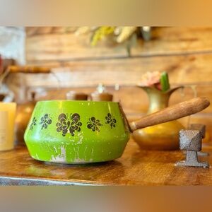 Vintage Green Floral Enamel Saucepan with Wooden Handle